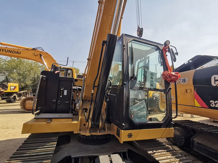 2020 CAT 307 