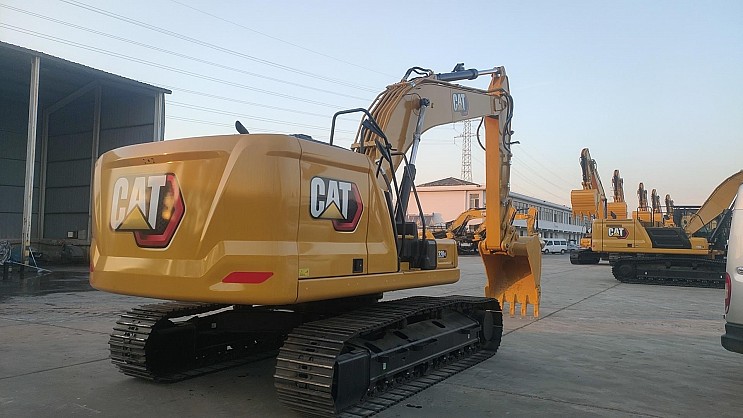 2023 CATERPILLAR 320GC